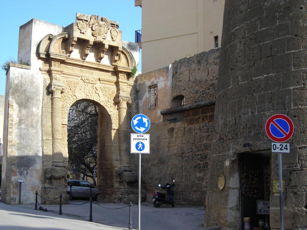 Case Porta San Salvatore Sciacca Exteriör bild